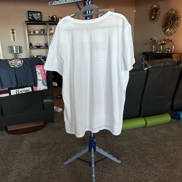 Life is Good short sleeve White with American Flag T-Shirt. Size XXL - Picture 2 of 4